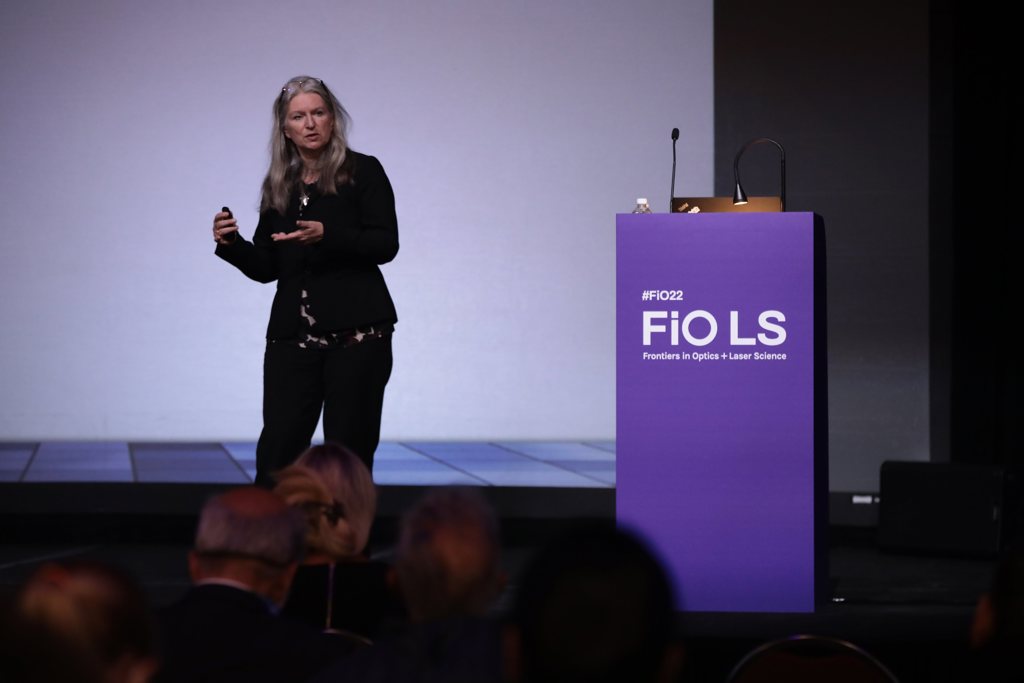 FIO plenary highlights: opportunities in optical imaging by wavefront shaping with spatial light mod