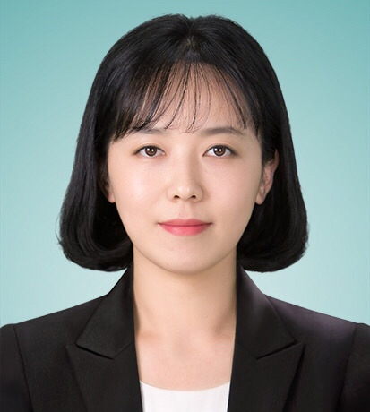 Dr. Ni Chen